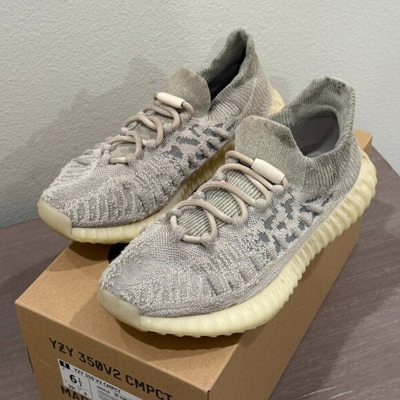yzy 350v2 cmpct Yeezy sneakers - Picture 3 of 10